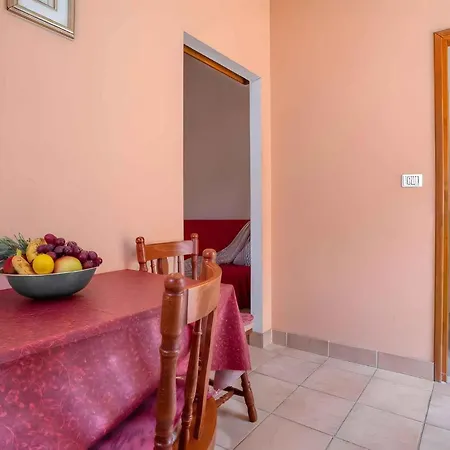 Apartment In Tar/porec - Istrien 42546 Tar-Vabriga